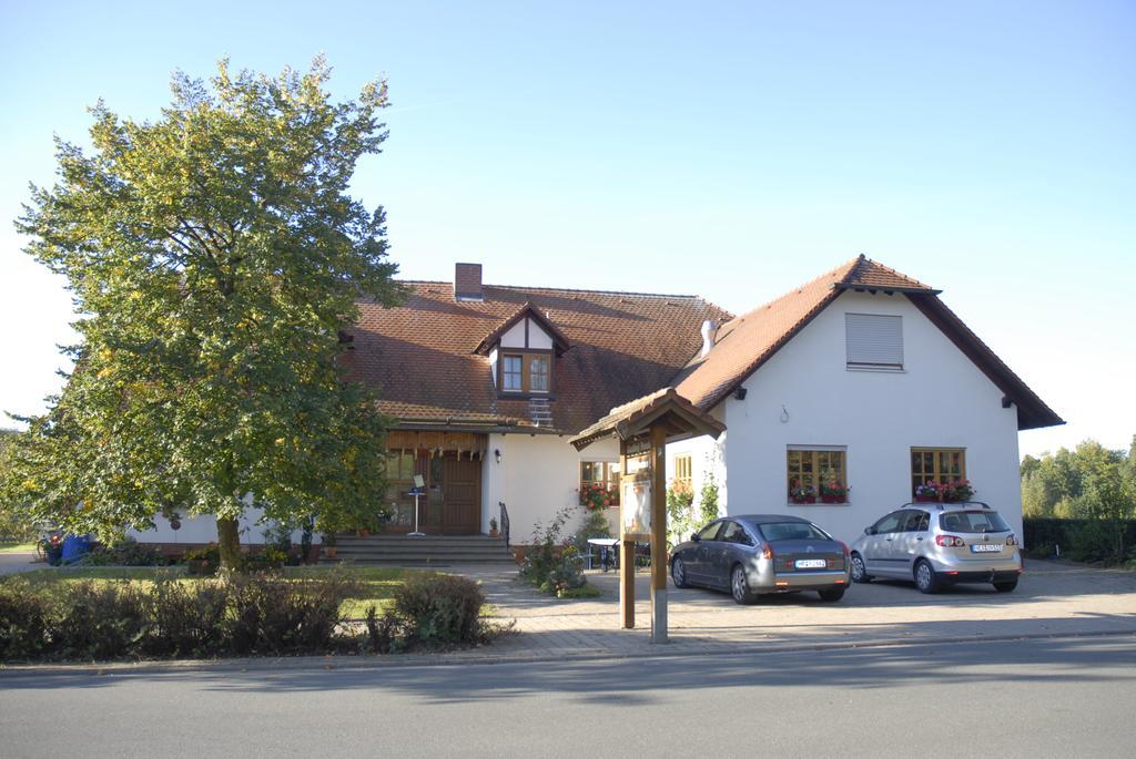 Gasthaus-Pension Hofmann اُبيردَخشتاتين المظهر الخارجي الصورة