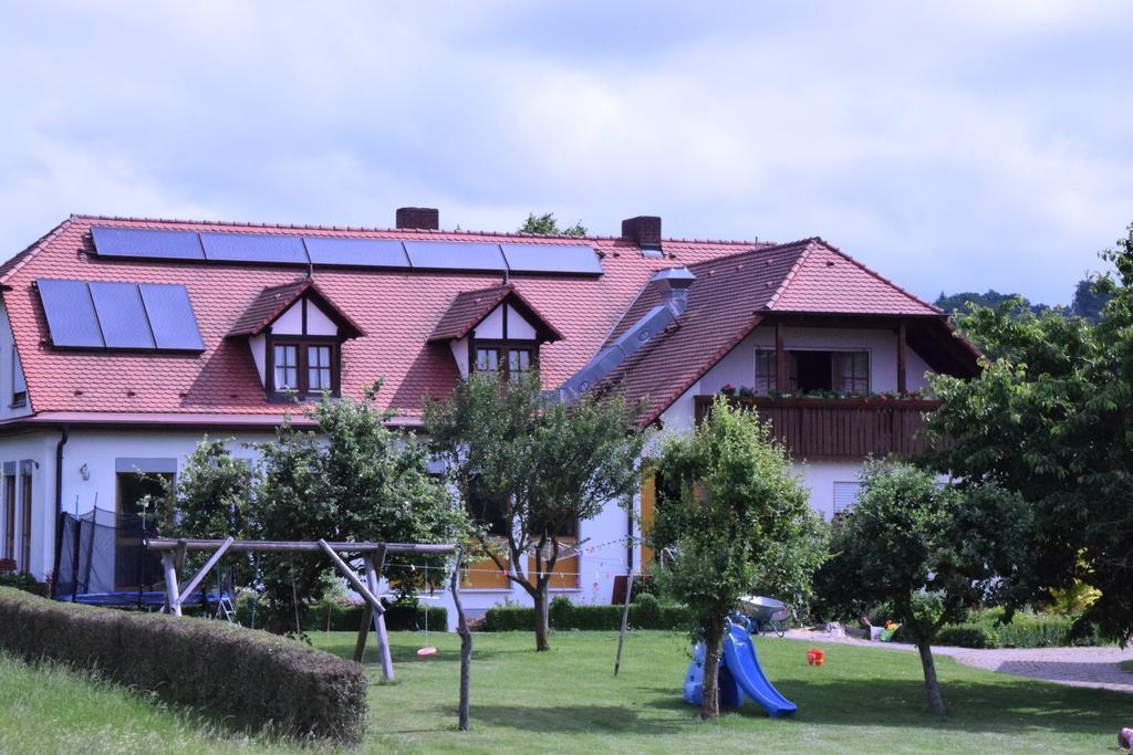 Gasthaus-Pension Hofmann اُبيردَخشتاتين المظهر الخارجي الصورة