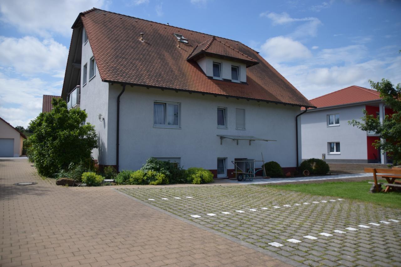 Gasthaus-Pension Hofmann اُبيردَخشتاتين المظهر الخارجي الصورة